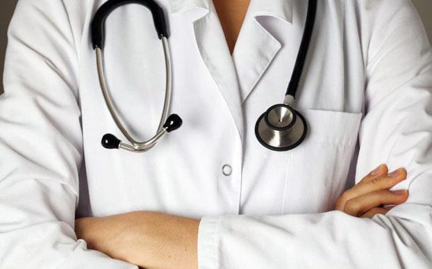 إحالة “طبيبة” نساء وتوليد على العدالة بتهمة تزوير شهادة الباكالوريا