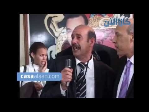 مؤثر جدا..بكاء جزائري بعد حصوله على أوراق الإقامة بالمغرب ويشكر الملك محمد السادس