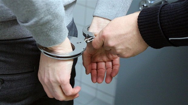 القنيطرة…سد قضائي يصبط مروج المخدرات 