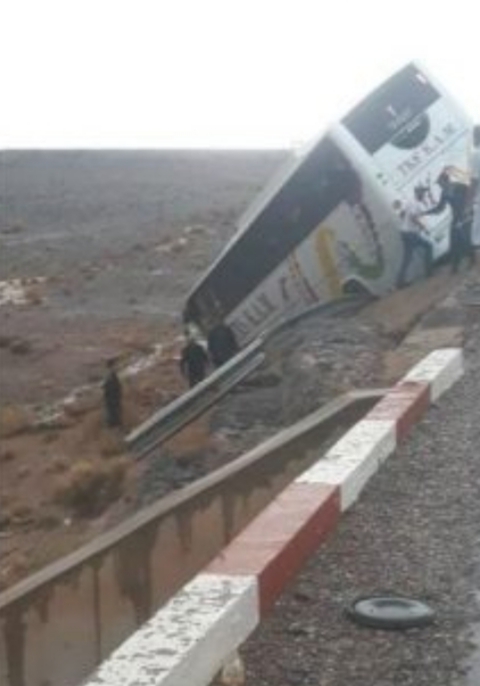 ورزازات…الأمطار الطوفانية تتسبب في حادثة سير خطيرة
