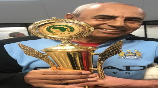 لا شيء يضاهي حلاوة الفوز ، حملت الكأس و نسيت ما تحملت.