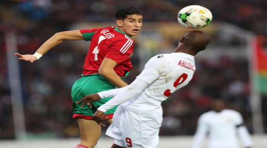 Nayef Aguerd of Morocco wins header against Aboubacar Camara of Guinea during the 2018 Chan football game between Morocco and Guinea at Stade Mohammed V in Casablanca, Morocco on 17 January 2018 ©Gavin Barker/BackpagePix