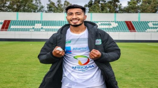 الوافد الجديد حمزة تومي يقود نادي أولمبيك الدشيرة لتحقيق فوز ثمين خارج الديار