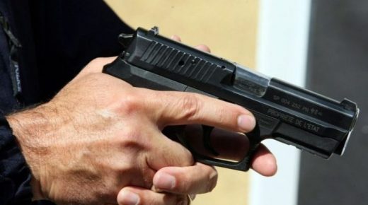 فاس.. ضابط شرطة يضطر لاستعمال سلاحه الوظيفي لتوقيف أشخاص عرضوا المواطنين وعناصر الشرطة لاعتداء جدي وخطير