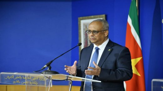 سورينام ترغب في الاستفادة من تجربة المغرب في مجال الشراكة بين القطاعين العام والخاص (وزير الشؤون الخارجية)