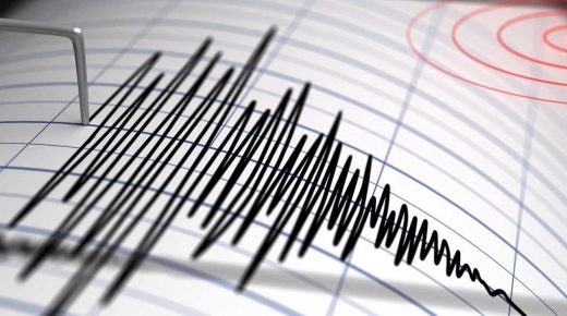 زلزال بقوة 6,9 درجات قبالة سواحل نيوزيلندا وانذار من احتمال وقوع تسونامي