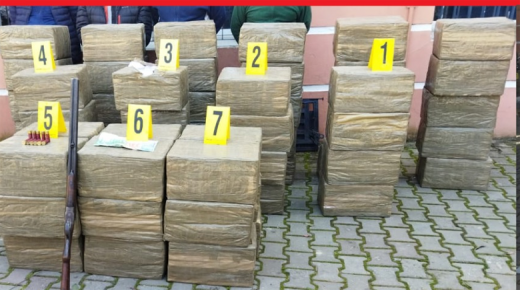 إحباط محاولة للتهريب الدولي للمخدرات بالقنيطرة : حجز شحنات إضافية من مخدر الشيرا بلغ وزنها الإجمالي ستة أطنان و902 كيلوغرام