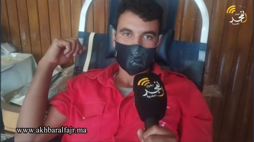 سائقي سيارات الأجرة بمدينة القنيطرة ينظمون حملة للتبرع بالدم