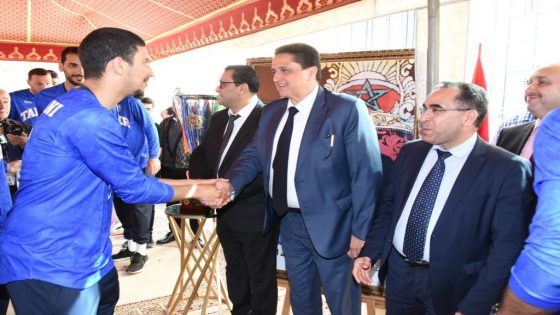 رئيس مجلس الجهة يستقبل اتحاد طنجة، بطل كاس العرش لكرة السلة ويخصص مكافأة مالية للنادي