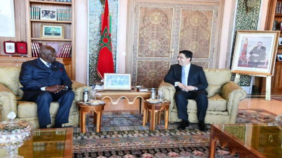 ناصر بوريطة يستقبل السفير المتجول لجمهورية أنغولا برناردو مبالا دومبيلي حاملا رسالة من الرئيس جواو لورينسو إلى جلالة الملك