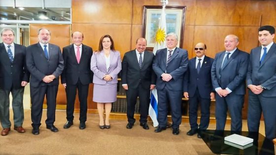 رئيس مجلس المستشارين النعم ميارة يتباحث مع عدد من المسؤولين الأوروغويانيين بمونتيفيديو