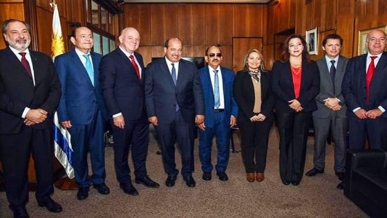 وزير الصناعة بالأوروغواي يؤكد أن المغرب بمثابة بوابة نحو الأسواق الإفريقية والعالم العربي