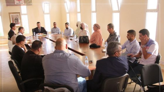 بحضور فريق العمل ومكتب الدراسات المشرف.. رئيس جماعة السمارة يترأس اجتماعا لإعداد وتحضير برنامج عمل الجماعة 2022-2027