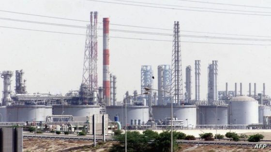 السعودية تضاعف وارداتها من النفط الروسي
