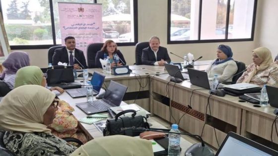 السيدة عواطف حيار تفتتح أشغال برنامج تأهيل القطب الاجتماعي في مجال الرقمنة