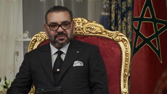 رغم المساعدات في وقت الأزمات… الرئيس التونسي “نكار الخير” المقدم من طرف الملك المغربي محمد السادس