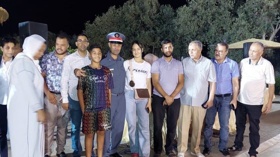 المجلس البلدي لأيت اورير في بشاركة مع فعاليات المجتمع المدني يكرم قائد سرية الدرك الملكي بأيت اورير السابق عبد الكبير تيزغي