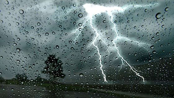 نشرة إنذارية.. زخات رعدية قوية اليوم الأحد بعدد من مناطق المملكة المغربية