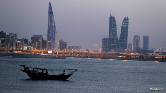 البحرين.. إدانة 3 أشخاص باصطياد دلافين وبيعها لمنتجع ترفيهي