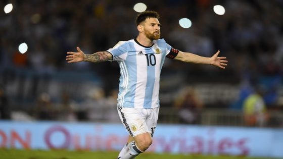 ميسي يدخل نادي المئة بتسجيله هدفين مع منتخب الأرجنتين