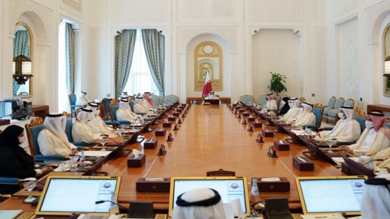مجلس الوزراء القطري يعلن تقليص عدد الموظفين المتواجدين في مقرات العمل بالجهات الحكومية