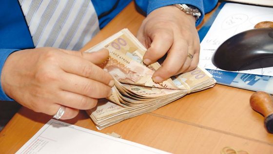 مكناس.. فتح بحث قضائي لاشتباه في تورط موظف شرطة في قضية اختلاس أموال عمومية