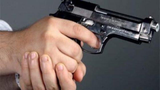 أمن أنفا يستعمل سلاحه الوظيفي لتوقيف شخص يشتبه في اعتراض سبيل المواطنين بواسطة السلاح الأبيض