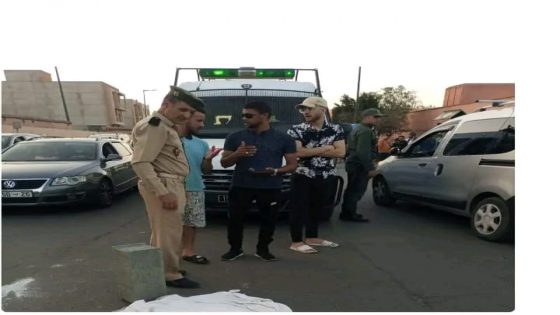 حادثة مأساوية دراجة من نوع س90 تق تل ستينيا اثناء قطع الطريق بمراكش