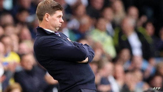 Aston Villa's English head coach Steven Gerrard gestures on the touchline during the English Premier League football match between Leeds United and Aston Villa at Elland Road in Leeds, northern England on October 2, 2022. (Photo by Nigel Roddis / AFP) / RESTRICTED TO EDITORIAL USE. No use with unauthorized audio, video, data, fixture lists, club/league logos or 'live' services. Online in-match use limited to 120 images. An additional 40 images may be used in extra time. No video emulation. Social media in-match use limited to 120 images. An additional 40 images may be used in extra time. No use in betting publications, games or single club/league/player publications. /