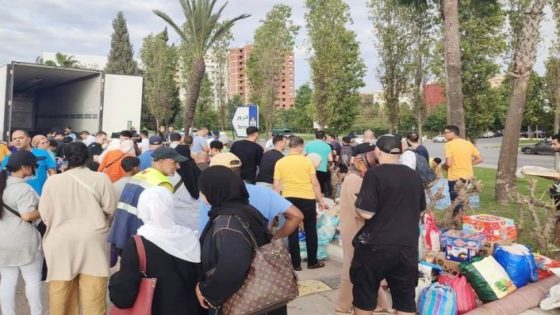 قوافل محملة بمساعدات غذائية ولوجستية تغادر جهة الشمال نحو المناطق المنكوبة جراء الزلزال
