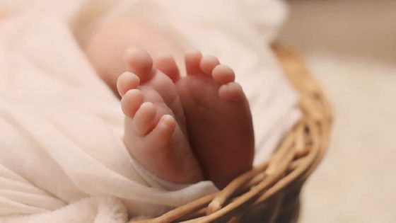 التحقيق في وف اة رضيعة داخل حضانة