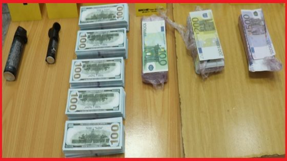 توقيف شخص يبلغ من العمر 28 سنة، وذلك للاشتباه في تورطه في قضية تتعلق بالنصب والاحتيال وتزوير العملات المالية الأجنبية وعرضها للتداول.