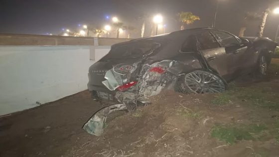 حادثة سير مروعة، سباق بسيارتين كاد ان يقضي على شابين “ولاد الفشوش”