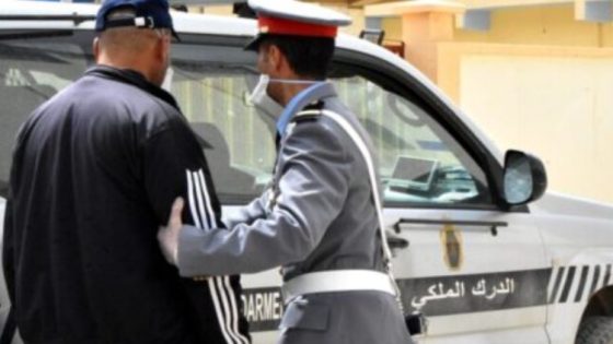 الدرك الملكي يعتقل ( الزاندا ) احد تجار الممنوعات له أزيد من 20 مذكرة بحث بالقصر الكبير