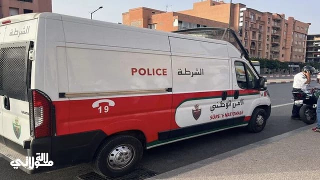 شرطة مراكش تعتقل شابا تحرش بفتاتين بالشارع العام
