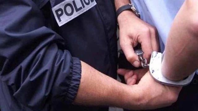 ايقاف متورط في سرقة المواطنين داخل سيارات الأجرة بمراكش