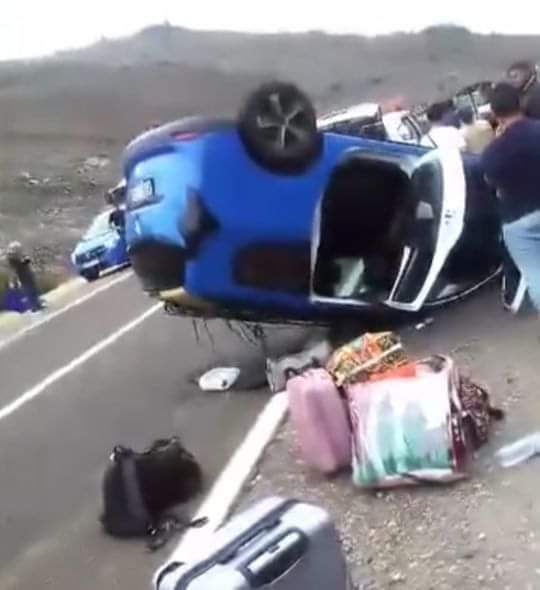 صباح اليوم حادث انقلاب سيارة أجرة للحسيمة بالقرب من مركز قاع اسراس اقليم شفشاون