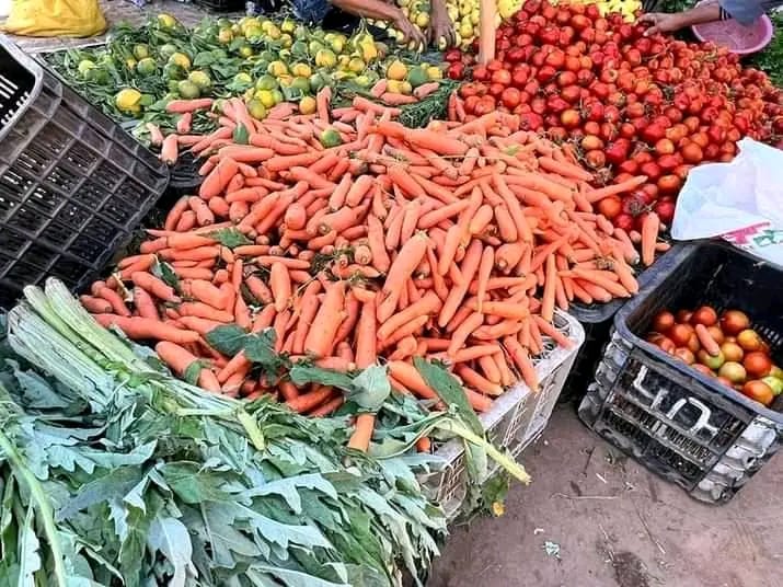 اثمنة الخضروات والفواكه واللحوم بالسوق الاسبوعي احد مجاط إقليم شيشاوة