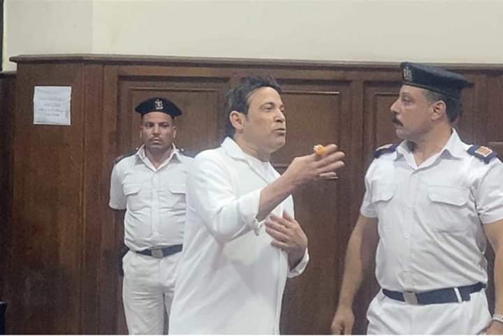بتهمة حيازة المخ درات.. السجن 3 سنوات لـ”سعد الصغير”