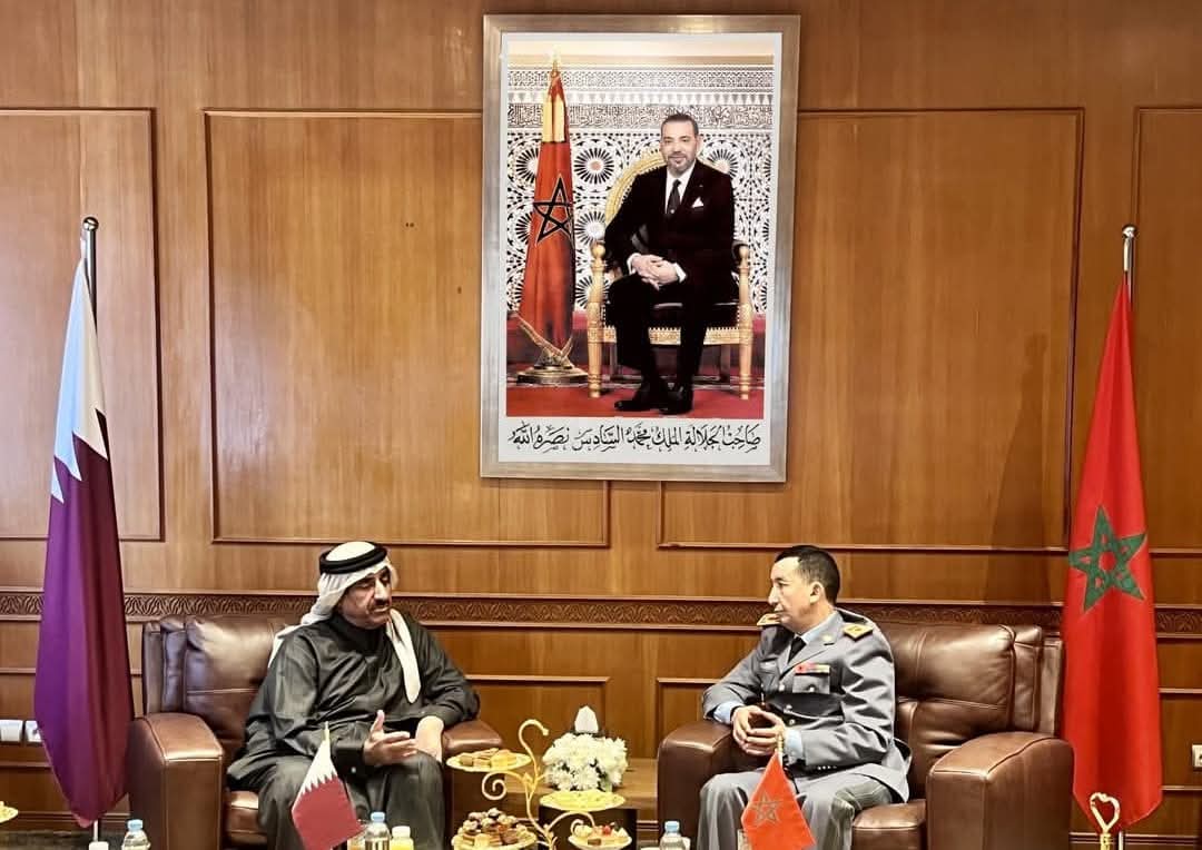 تعزيز التعاون العسكري بين المغرب وقطر: لقاء رفيع المستوى في الرباط