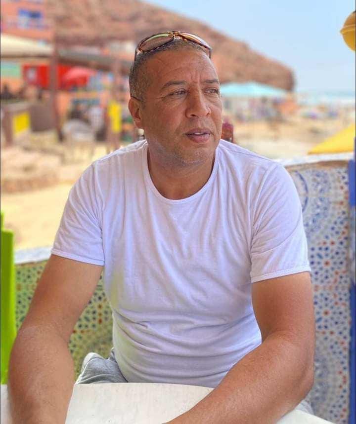 تيفلت { بقلم يونس كمال} الكاتب والشاعر