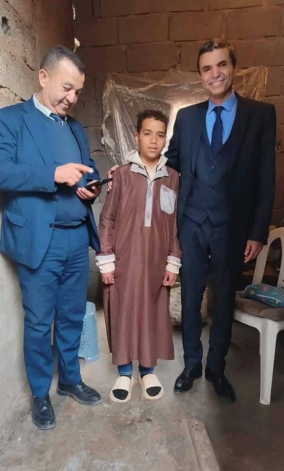 قام المدير الإقليمي للتعليم بإقليم الحوز “محمد رزوقي” مرفوقا بالمدير المساعد “نور الدين سيقال” ب
