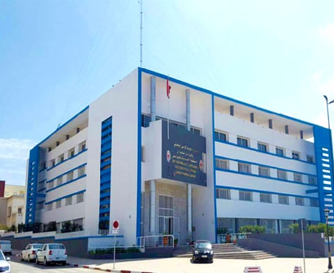 الق بض على مروج مخ درات ستيني وشابة ثلاثينية بالعرائش