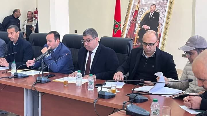 الشقيق يترأس دورة فبراير الاسثنائية لمجلس جماعة واحة سيدي ابراهيم .