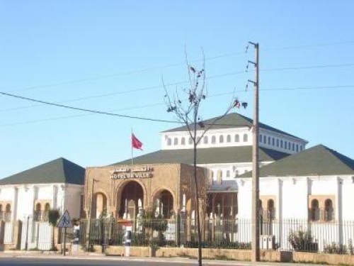 تيفلت : أي دور لأعضاء المجلس البلدي الصامتين هَلْ تُحِسُّ مِنْهُم مِّنْ أَحَدٍ أَوْ تَسْمَعُ لَهُمْ رِكْزًا