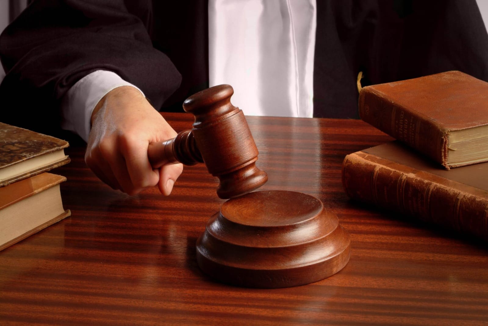 الحكم بسج ن ق اتل تلميذ مدرسة عمر ابن عبد العزيز 20 سنة