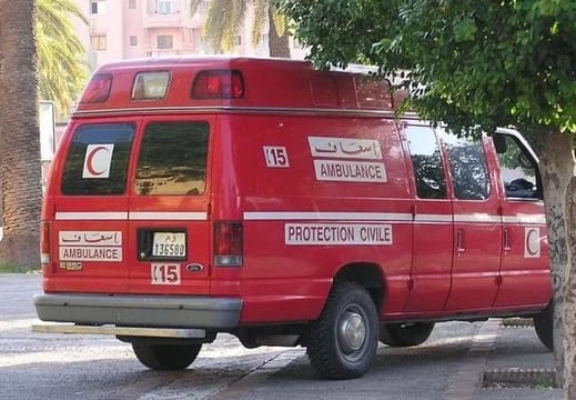 تلميذ يع_تدي على استاذ الرياضيات بب_شاعة