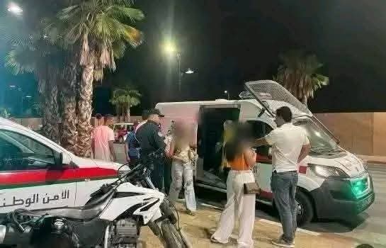 عناصر فرقة الاخلاق العامة للشرطة القضائية بولاية امن مراكش،توقف أمس 8 اشخاص داخل مركز للتدليك بشارع علال الفاسي بمقاطعة كليز مراكش