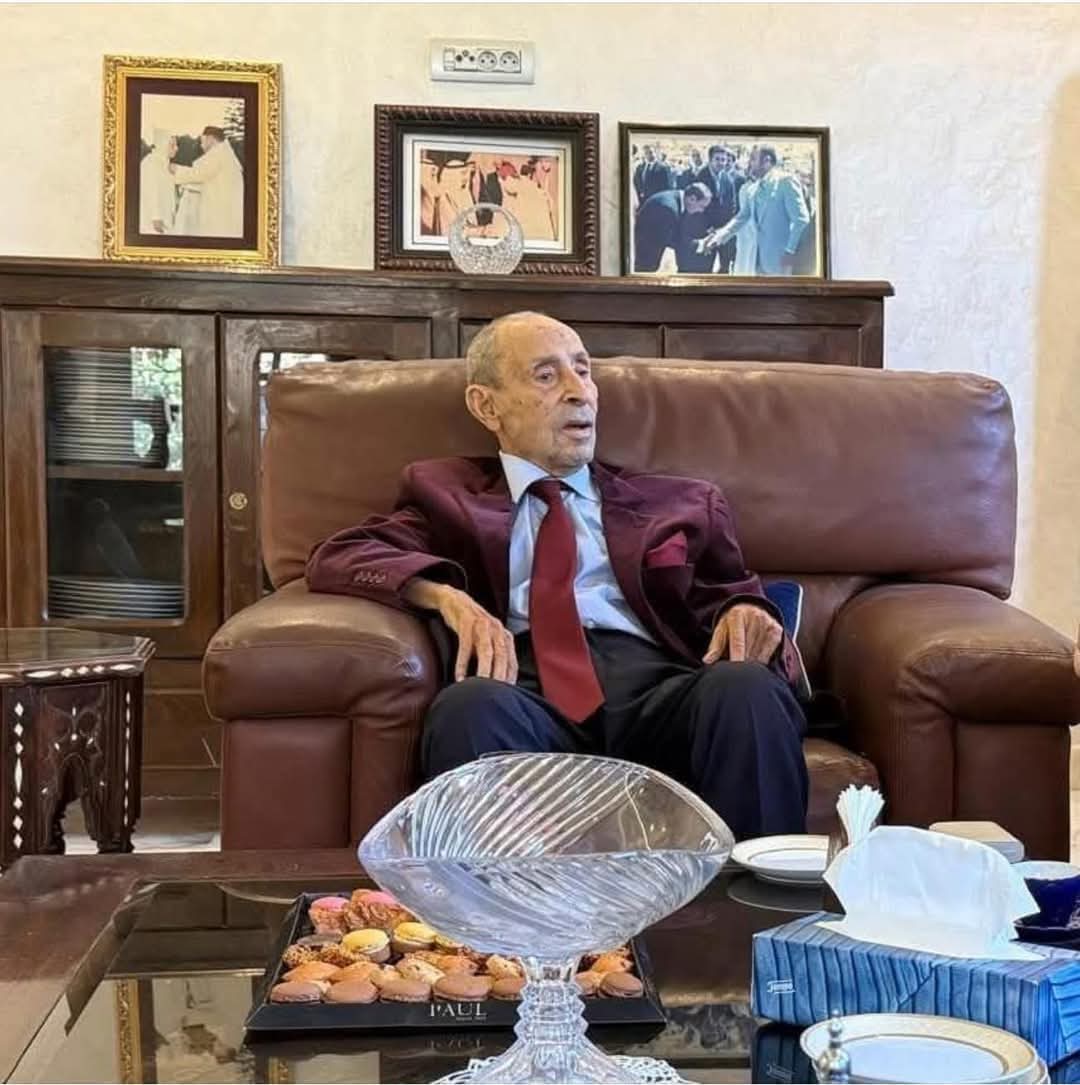 الاعلامي الكبير محمد البوعناني الصحفي المقتدر يحتفل بعيد ميلاده 96