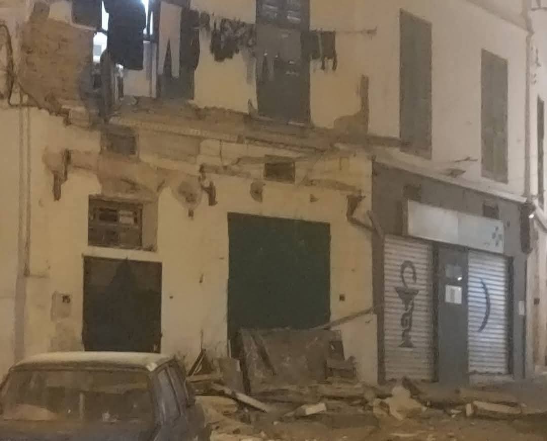 تطوان تتفادى كــ ارثة بعد سقوط شرفة منزل بالمدينة العتيقة